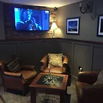 Scotch Arms Mews 4*