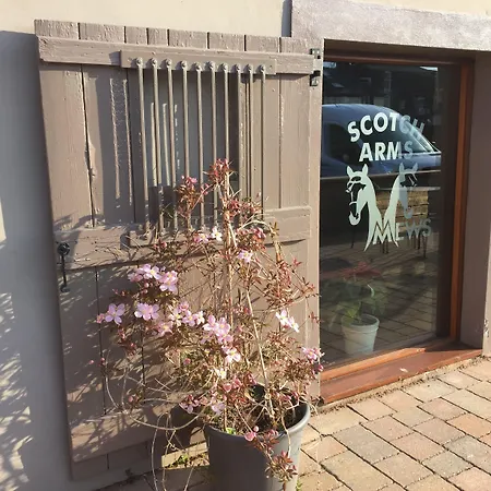 Pensión Scotch Arms Mews Bed & Breakfast, Town Centre, Hadrians 4*