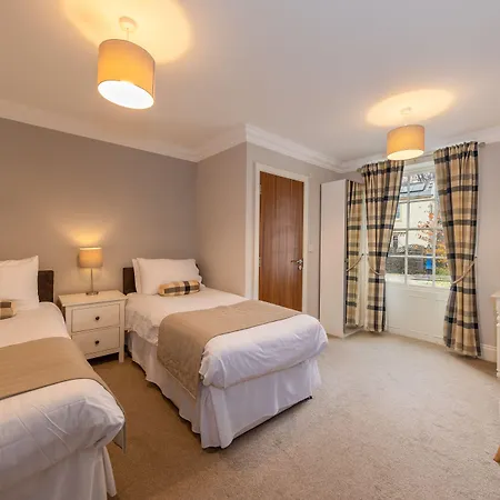 Scotch Arms Mews Bed & Breakfast, Town Centre, Hadrians