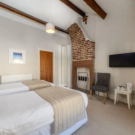 Scotch Arms Mews Bed & Breakfast, Town Centre, Hadrians 4*